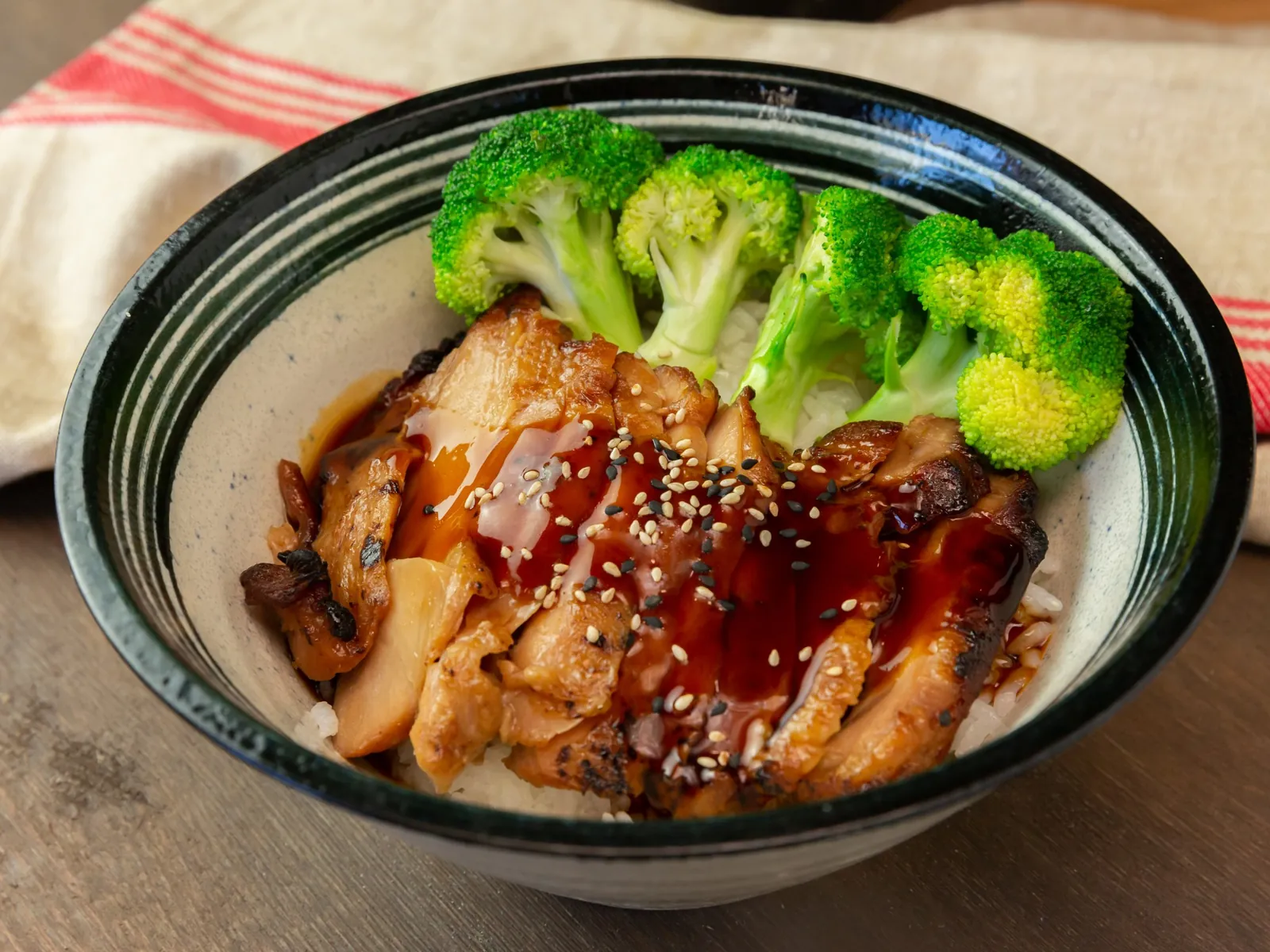 Chicken teriyaki with broccoli at Kikoo Sushi